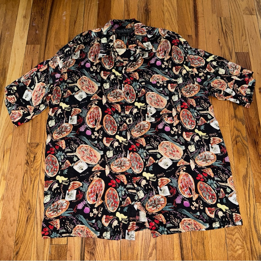 Vintage silk California Pizza Kitchen x Nicole Miller button down!